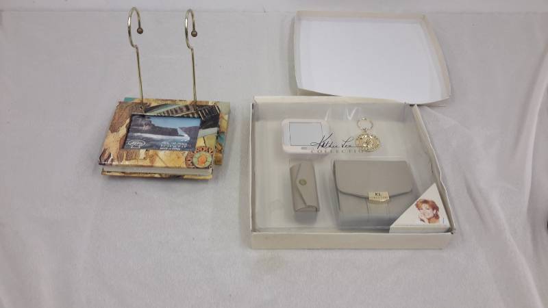 lot 80 image: Picture book and gift set