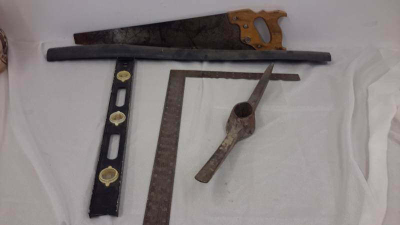 lot 85 image: Tools