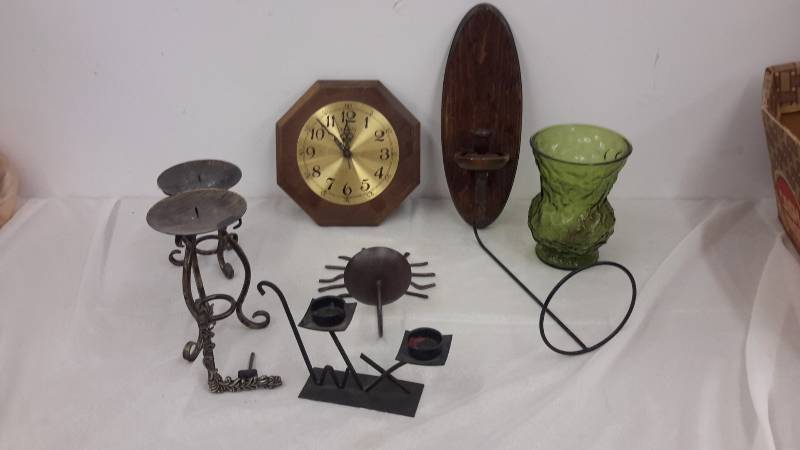 lot 109 image: Dcor, clock, candleholder