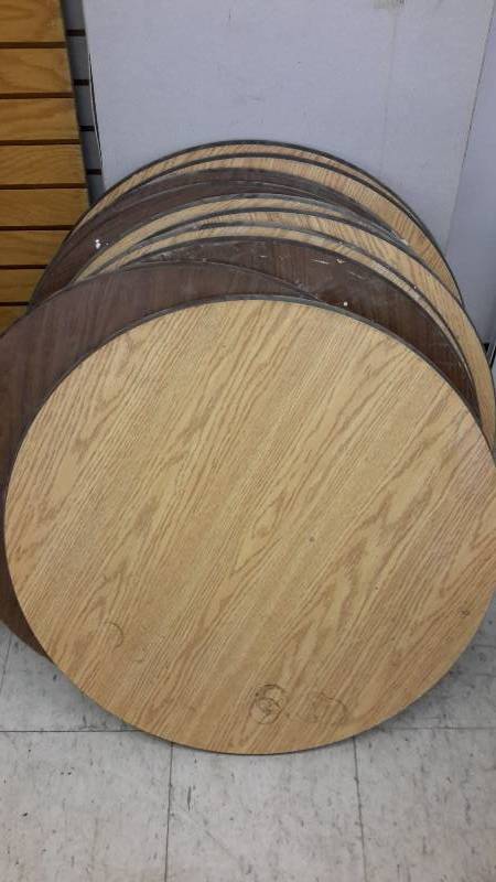 lot 124 image: Table tops