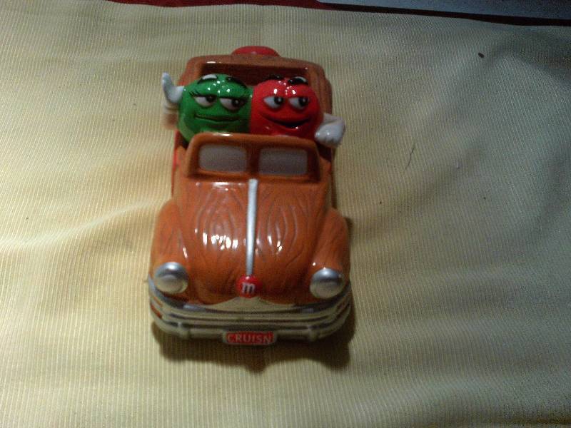 lot 14 image: COLLECTIBLE M AND M CAR