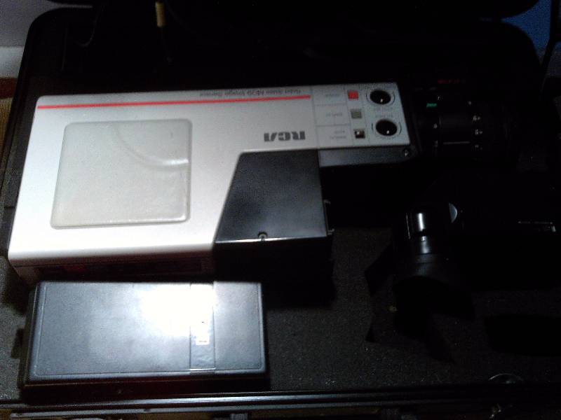 lot 72 image: RCA VIDIO RECORDER