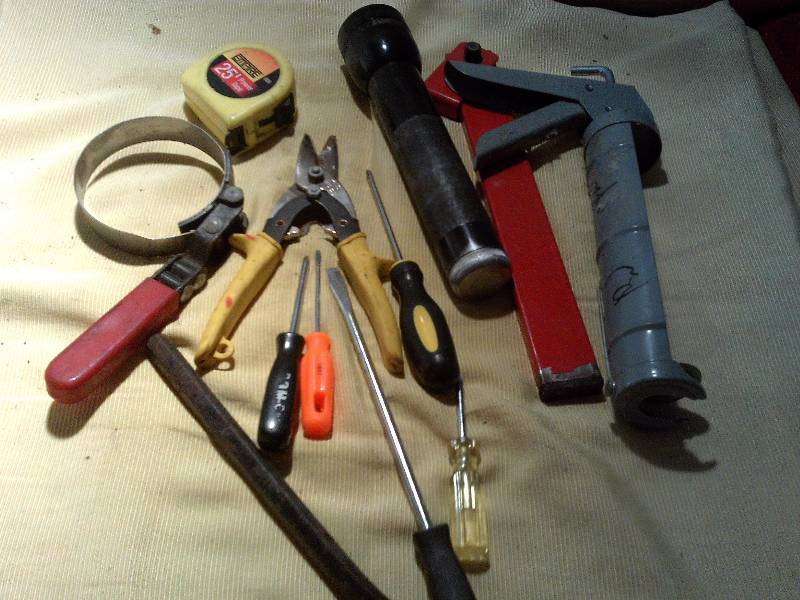 lot 75 image: MISC TOOLS