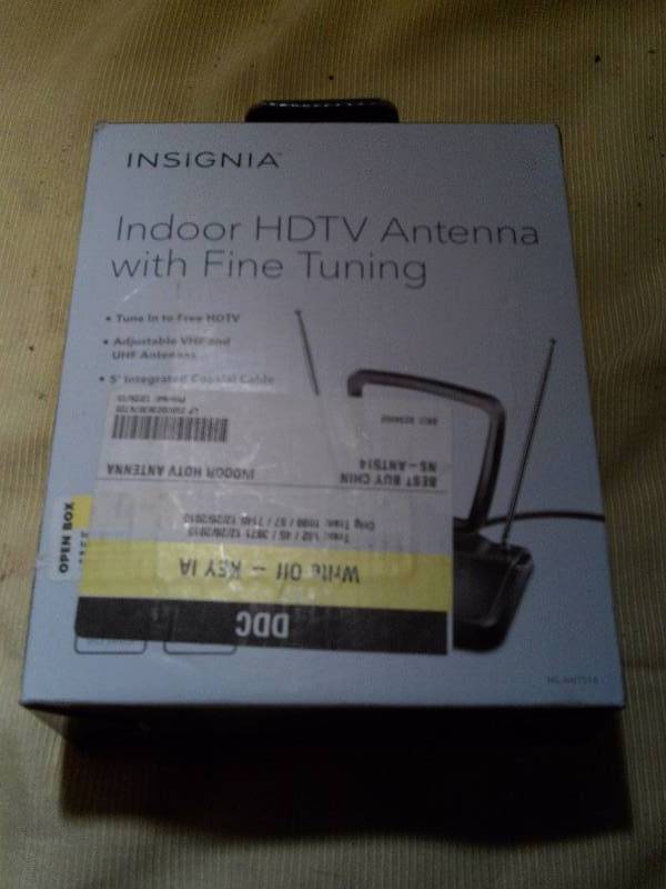 lot 87 image: INSIGNIA INDOOR ANTENNA