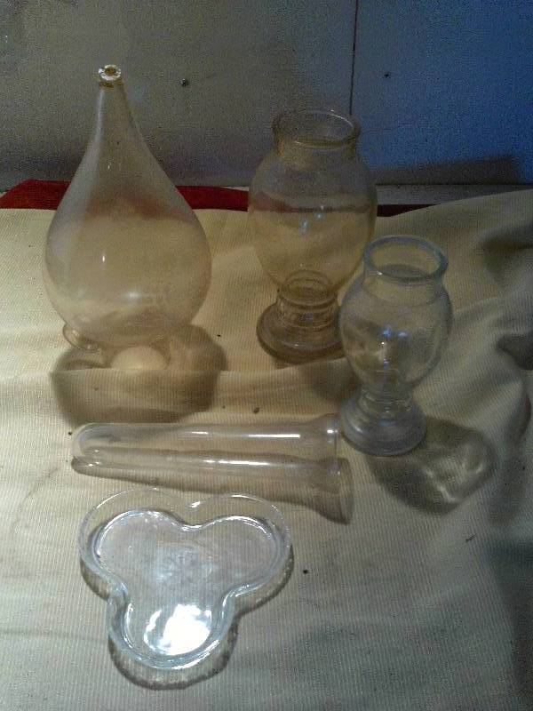 lot 96 image: VINTAGE CLEAR GLASSWEAR