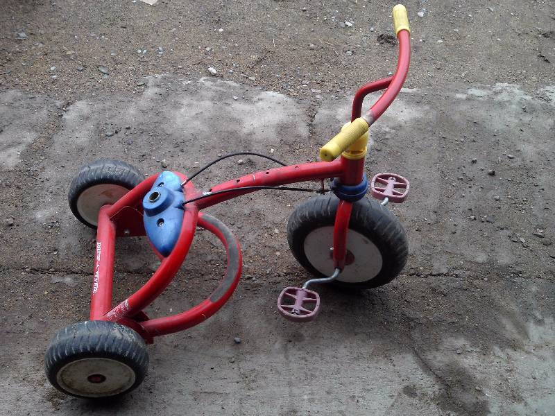 lot 126 image: TRICYCLE