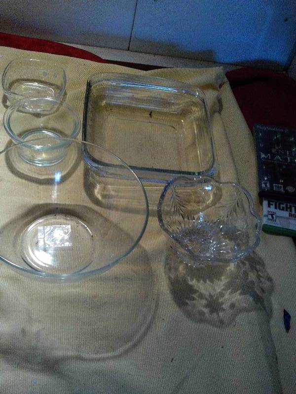 lot 131 image: CLEAR GLASS WEAR