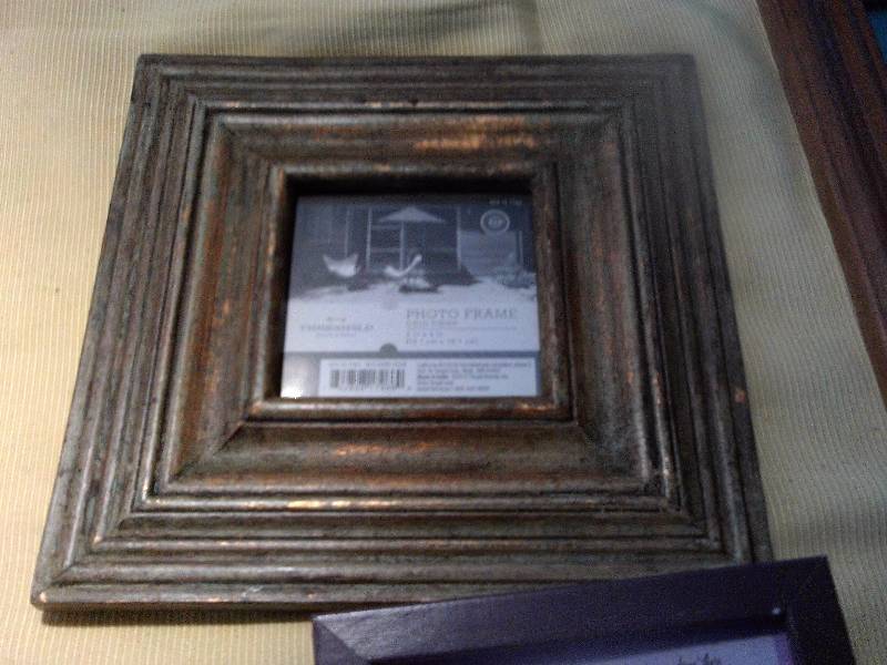 lot 168 image: PICTURE FRAMES