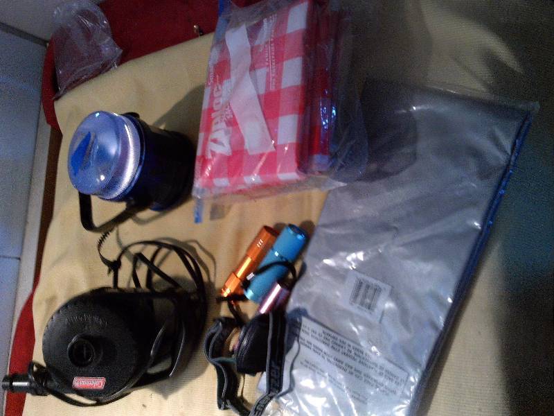 lot 170 image: CAMPING SUPPLIES