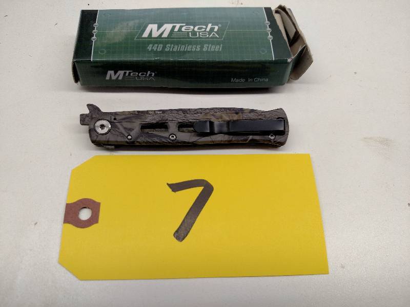 lot 7 image: M-Tech MT-336 Lock Blade Knife...