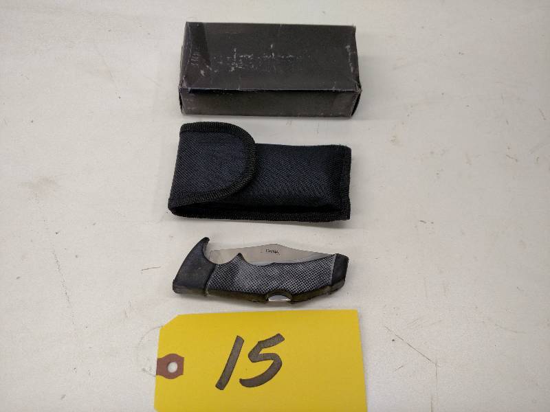 lot 15 image: Jaguar XL-284SY Lock Blade Knife...