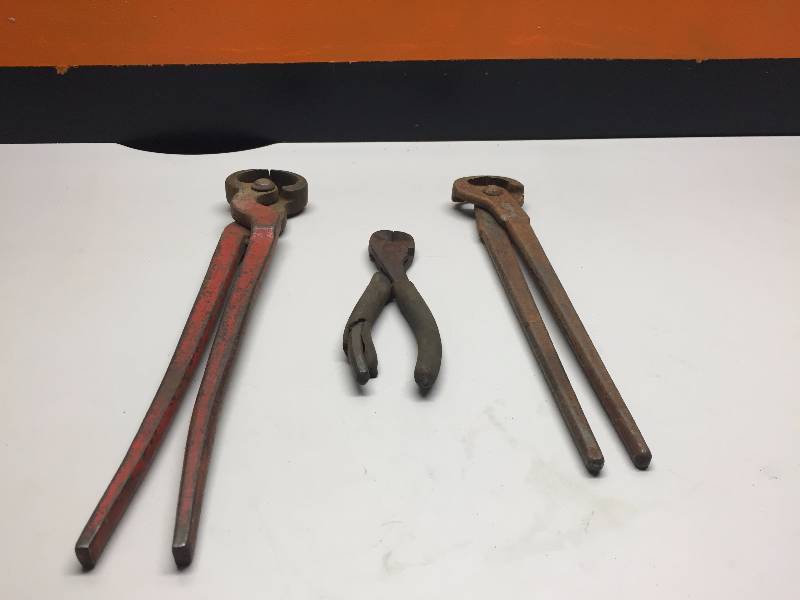 FENCING TOOLS AND SIDE CUTTERS