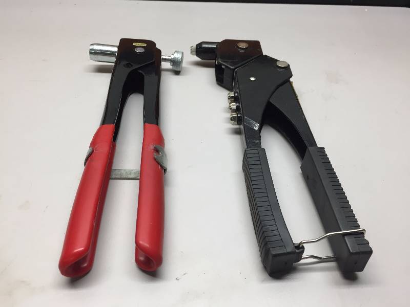 PITTSBURGH HAND RIVET TOOLS (2)