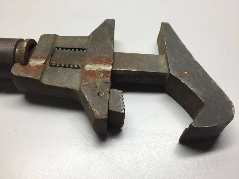 VINTAGE PIPE WRENCH