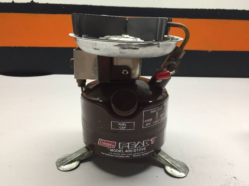 VINTAGE COLEMAN PEAK 1 MODEL 400 CAMP STOVE