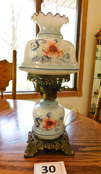 lot 30 image: modern hurricane style lamp