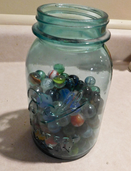 lot 120 image: ball jar 23 full of vintage marbles