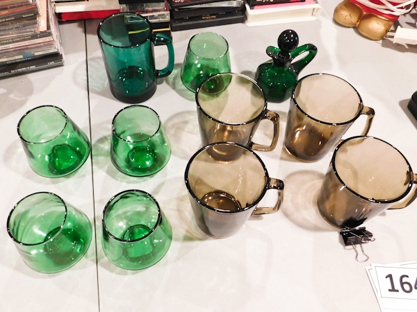lot 164 image: set of 4 green glasses and 4 smokey cups