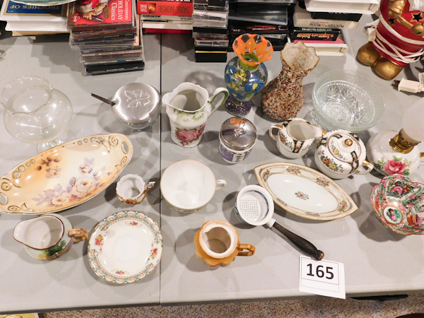 lot 165 image: lot of ceramic plates and vases