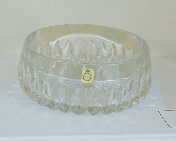 lot 8 image: over 24% lead crystal bowl Bleikristall made in W. Germany
