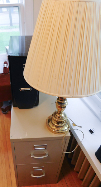 lot 29 image: two drawer metal file cabinet, lamp and a computer tower body