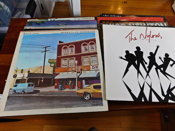 lot 173 image: Collection of vintage rock albums