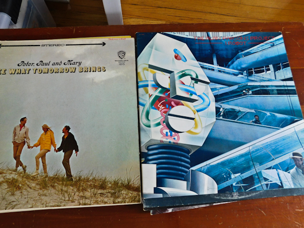 lot 176 image: Collection of vintage rock albums