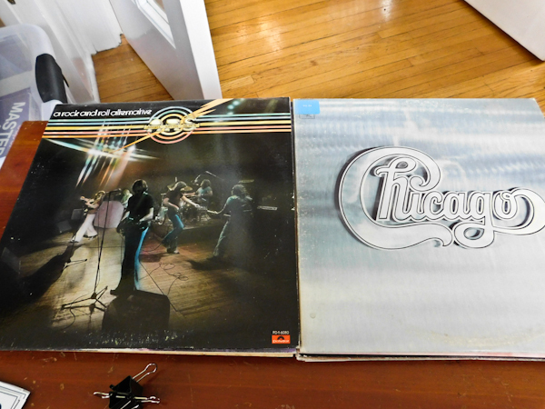 lot 189 image: Collection of vintage rock albums