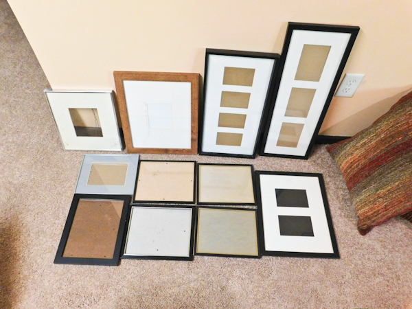 lot 34 image: lot of frames please see photos