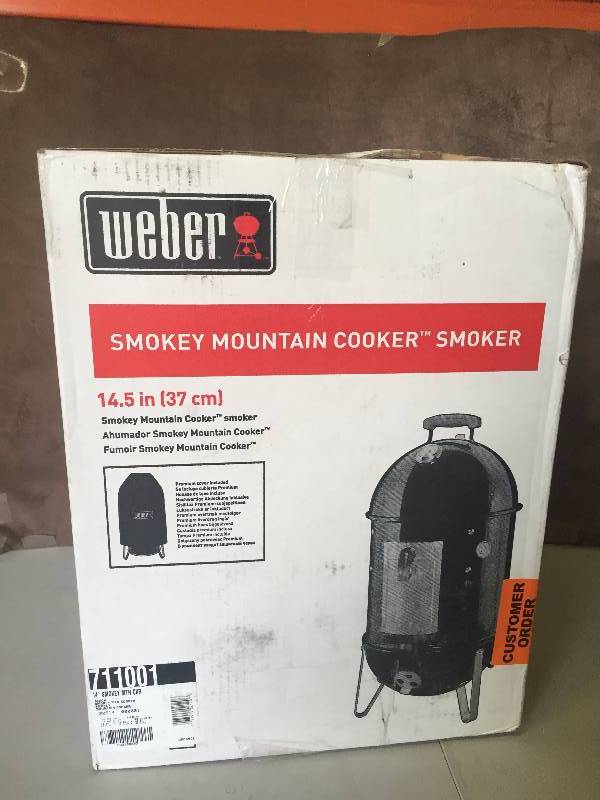 Weber 14 Smokey Mtn Cooker NEW