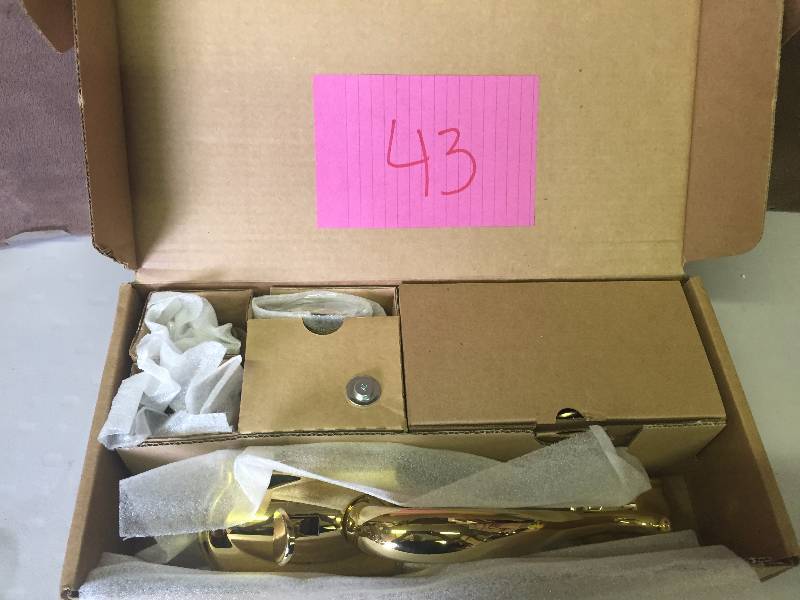 Entrance Handle Set F62 NEW