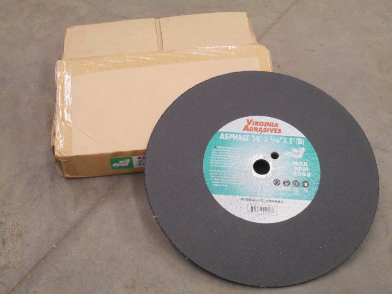 lot 19 image: (10) New Virginia Abrasives 14x18...
