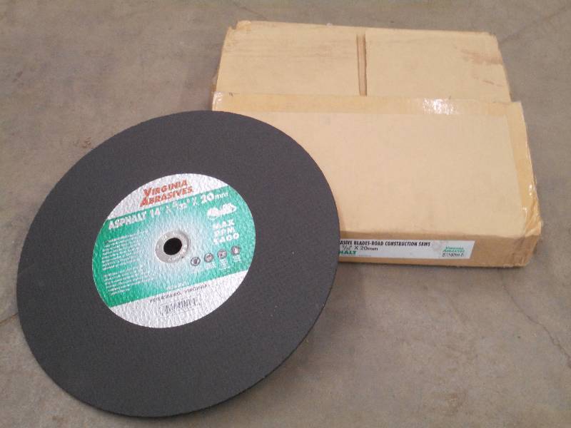 lot 21 image: (10) New Virginia Abrasives 14x53...