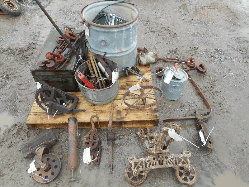 lot 41 image: Pallet Of Vintage Heavy Duty Turnb...