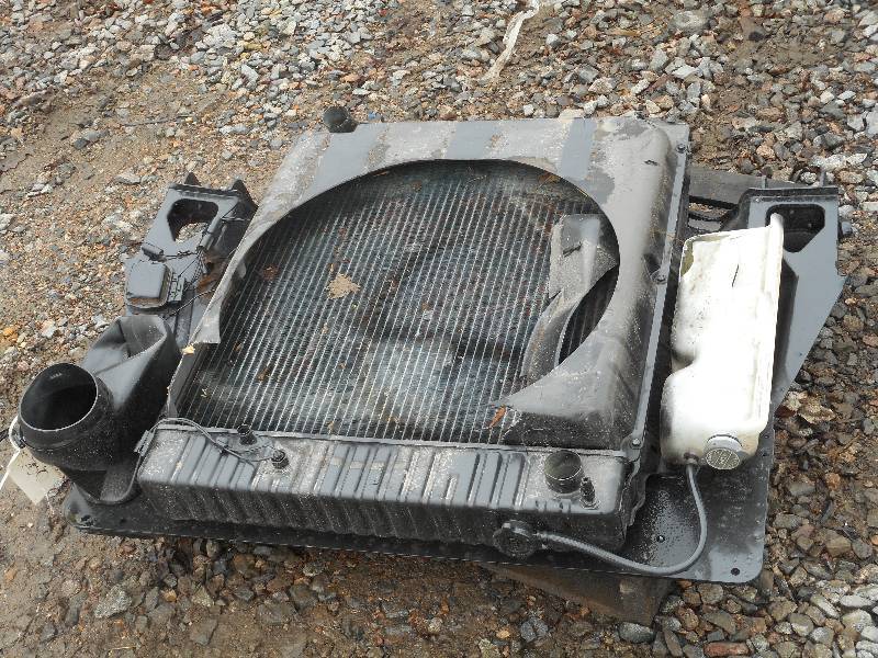 lot 45 image: Ford F700 Radiator With Assembly ...
