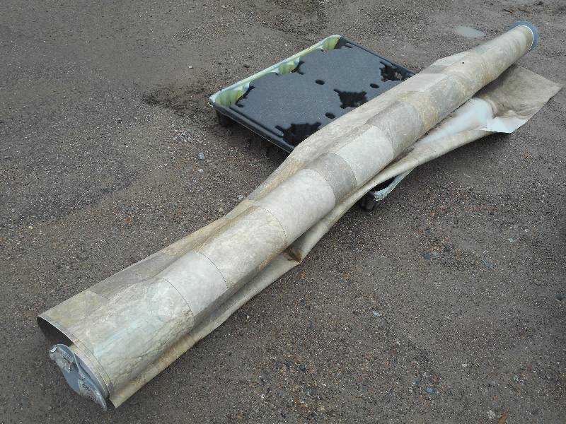 lot 49 image: Partial 12ft Roll Of Vinyl Flooring...