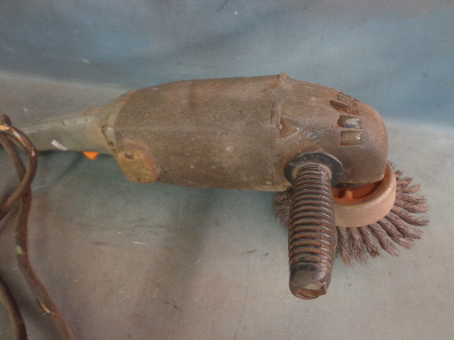 lot 31 image: Heavy Duty Grinder