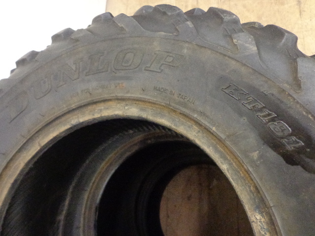lot 51 image: Dunlop Tires KT 185