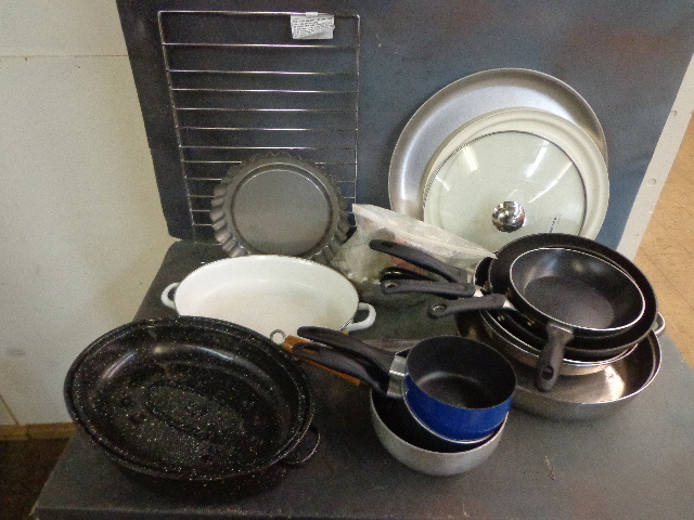 lot 63 image: Pots, Pans & Baking Materials
