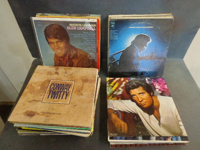 lot 73 image: Albums
