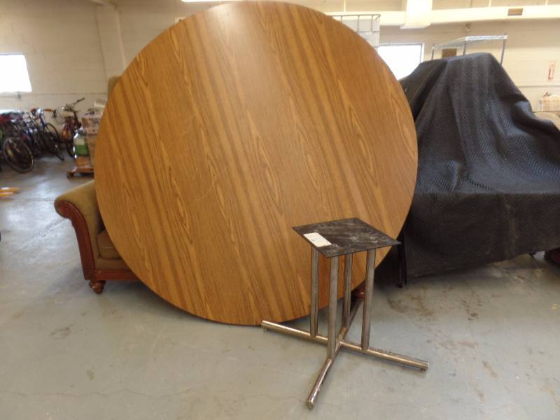 lot 508 image: Conference  Table
