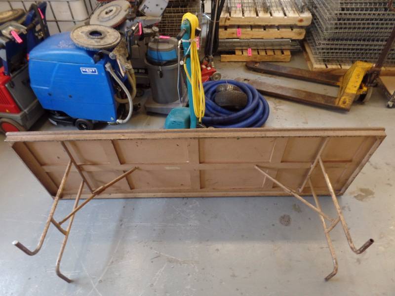 lot 510 image: Banquet  Church Table