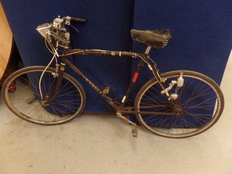 lot 515 image: Vintage Bicycle