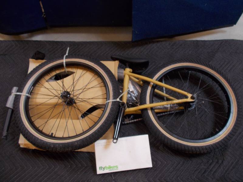 lot 567 image: Bike