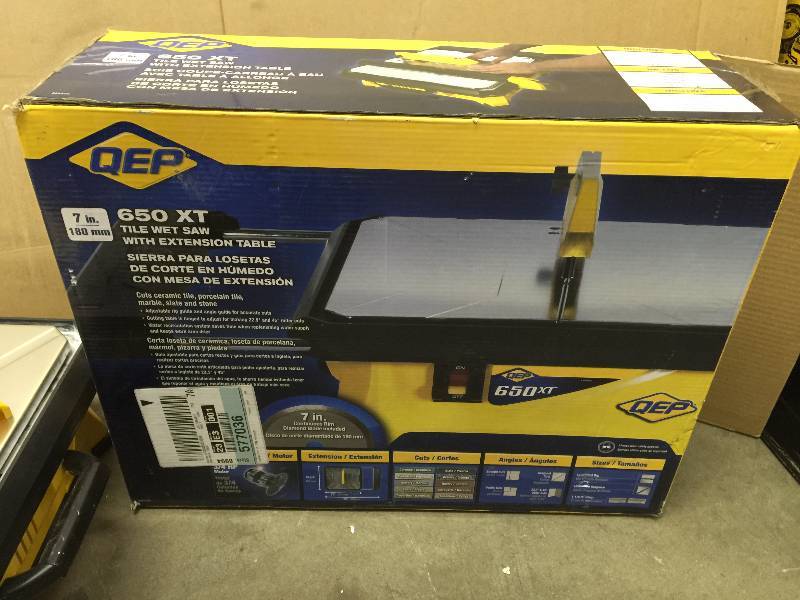 lot 23 image: QEP 34 HP Wet Tile Saw with 7 in. Diamond Blade used working conditions