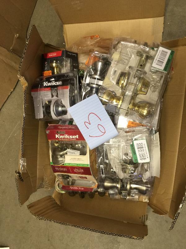 lot 63 image: Lot of door locks