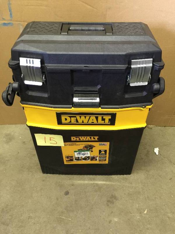 lot 15 image: Dewalt 16 in. 88 lbs. Rolling Cantilever Tool Box, Black