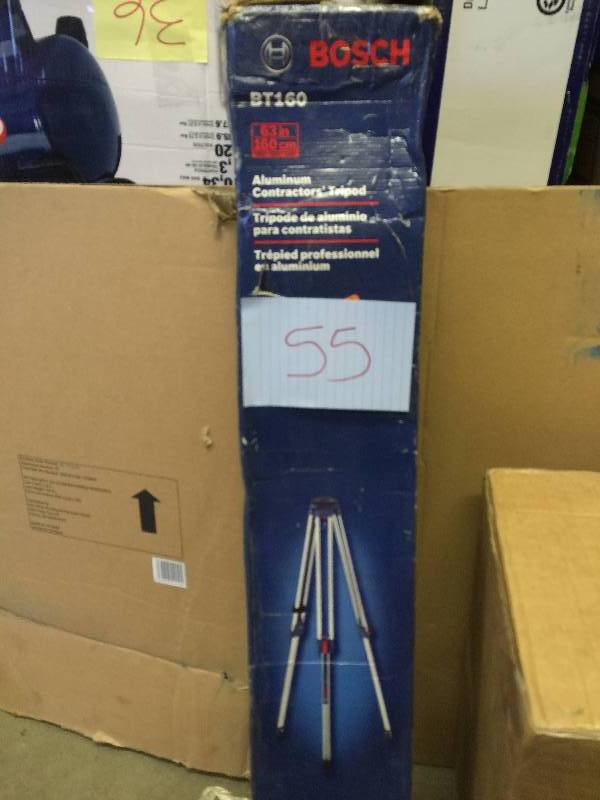 lot 55 image: Bosch Aluminum Quick Clamp Tripod new