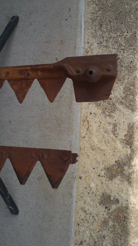Sickle blade