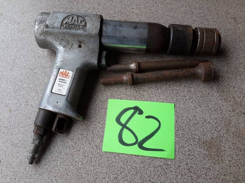 MAC, Model AH650, Air Chisel.. Long nose with bits
